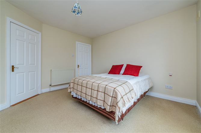 18 Curragh Beag, Kildare Town, Kildare