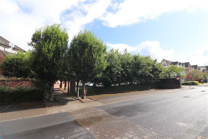 Photo 36 of 37 — 7 Alandale Orchard, Ashbourne Avenue, South Circular Road, Limerick