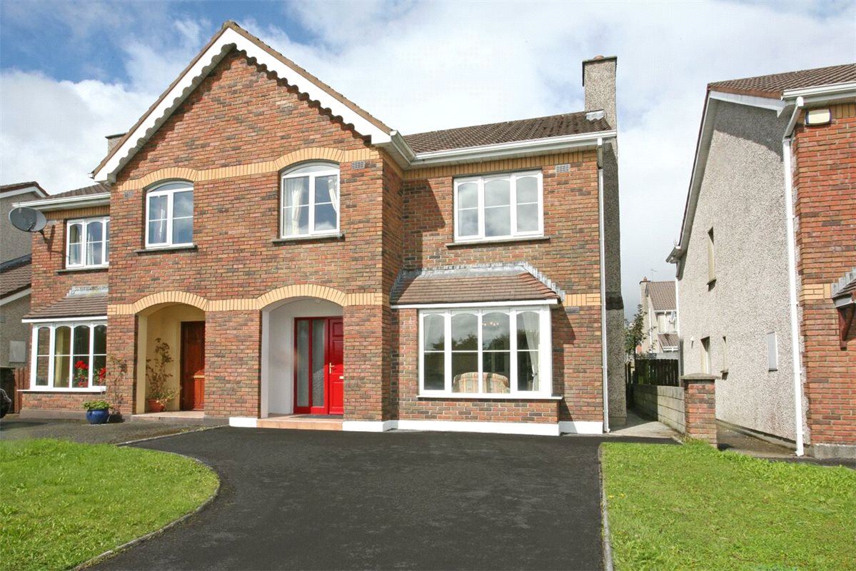 44 Fergus Manor, Clonroad, Ennis, Co. Clare Sherry FitzGerald McMahon