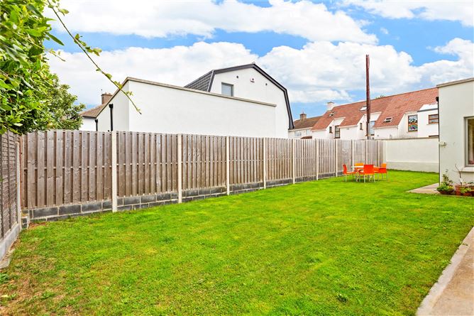 95 Beaumont Avenue, Churchtown, Dublin 14