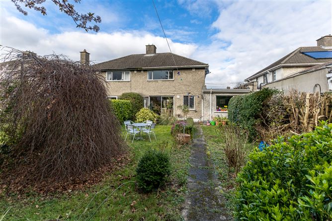 18 Shanowen Park, Santry, Dublin 9