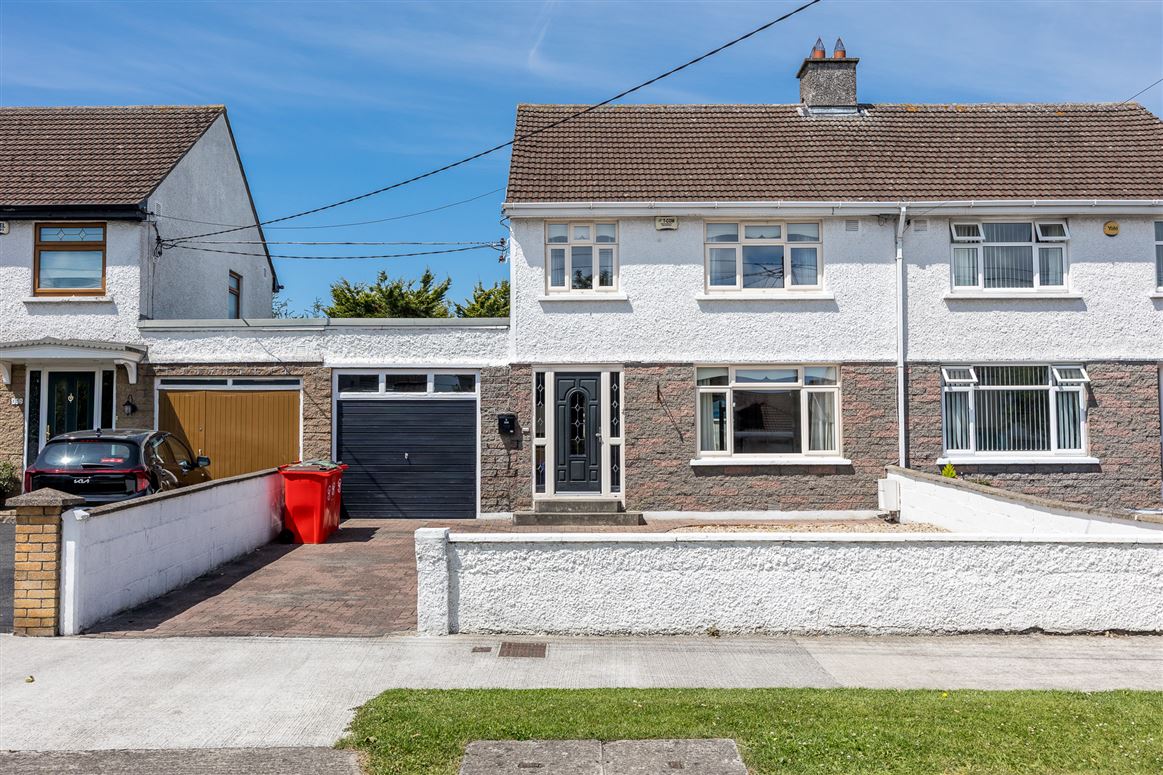 125 Lorcan Avenue, Santry, Dublin 9