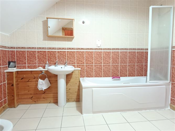 Sheetland Lodge, Sheetland Road, Termonfeckin, Louth