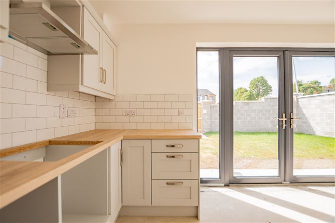 Photo 17 of 40 — 3 Bed End Terrace , White Linen Avenue, Longford Town, Co. Longford, Longford, Longford