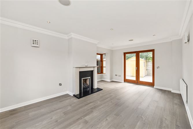 3 Oak Hall, The Hill, Malahide, Dublin
