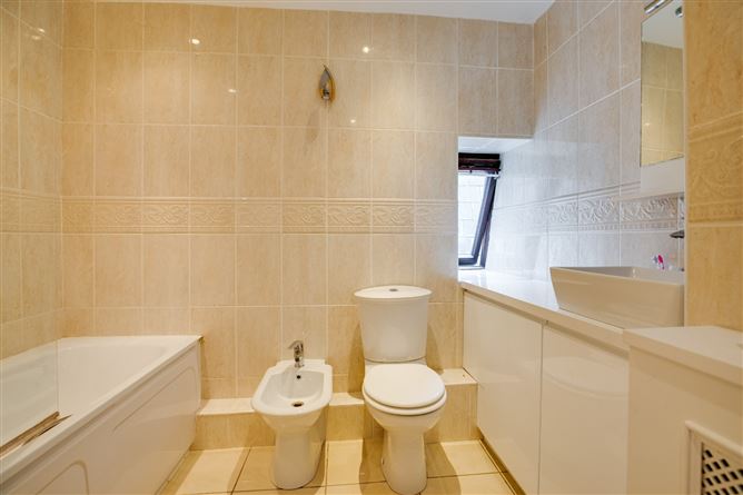 14 Woodlawn House, Mounttown Road Lower, Dun Laoghaire, County Dublin