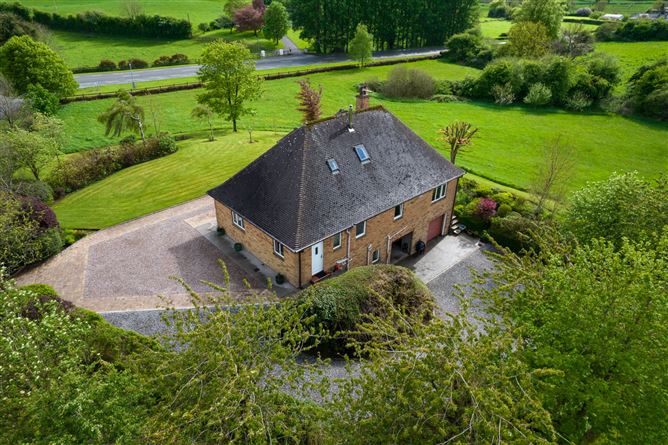 Cloverhill, Clonaglin, Kilbeggan, Co. Westmeath