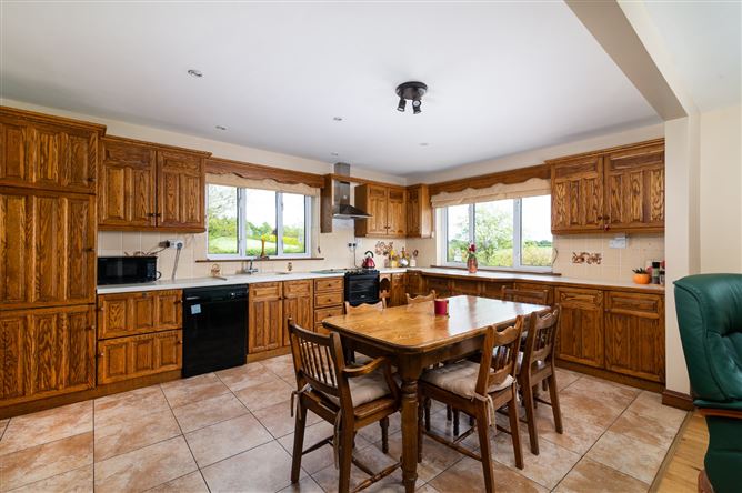 Cloverhill, Clonaglin, Kilbeggan, Co. Westmeath