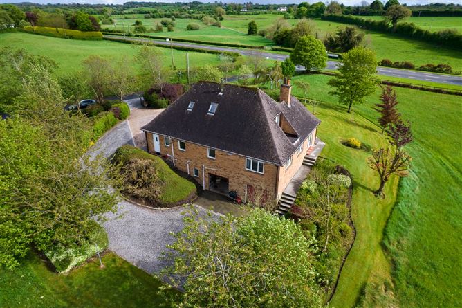 Cloverhill, Clonaglin, Kilbeggan, Co. Westmeath