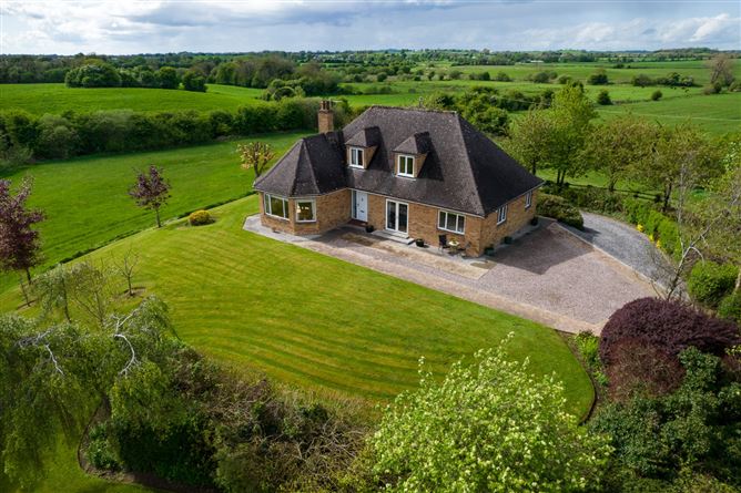 Cloverhill, Clonaglin, Kilbeggan, Co. Westmeath