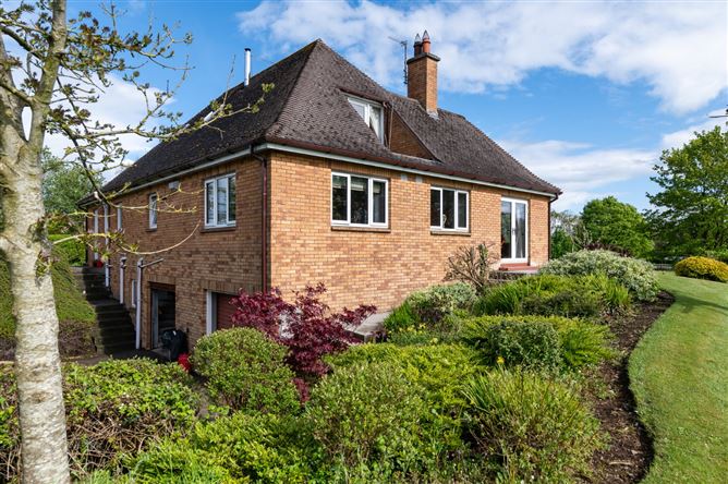 Cloverhill, Clonaglin, Kilbeggan, Co. Westmeath