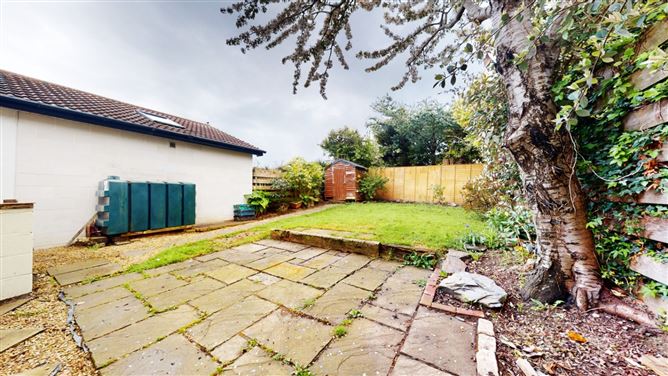 21 Cherrywood, Loughlinstown, Dublin 18