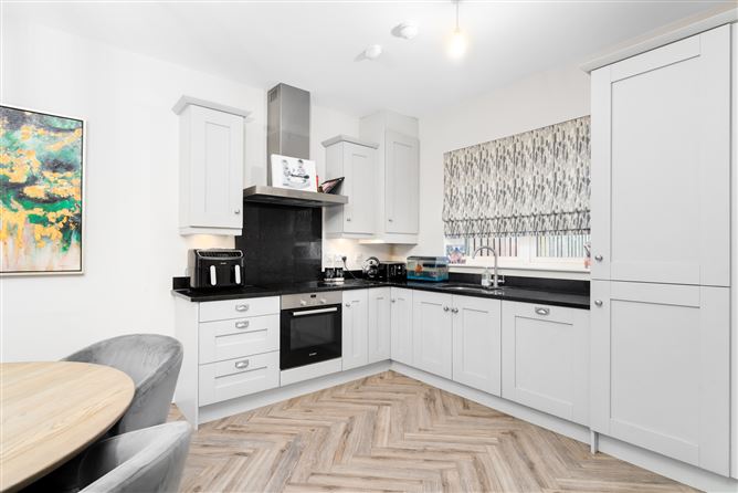 2 Somerton Court, Lucan