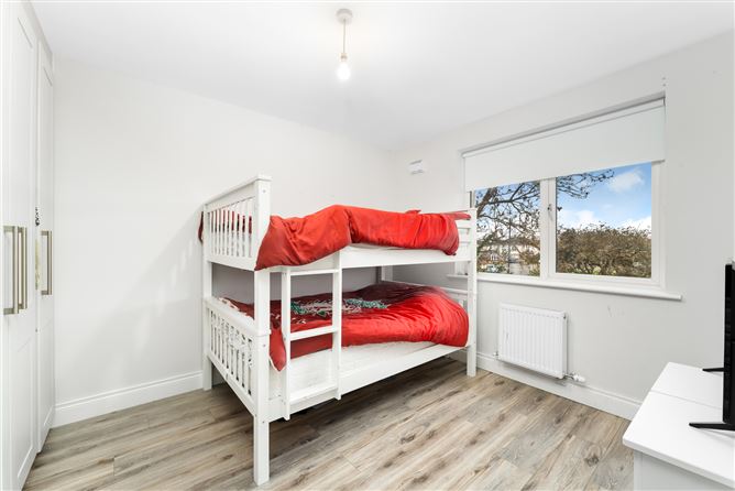 2 Somerton Court, Lucan