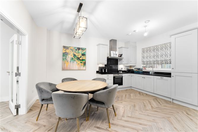 2 Somerton Court, Lucan