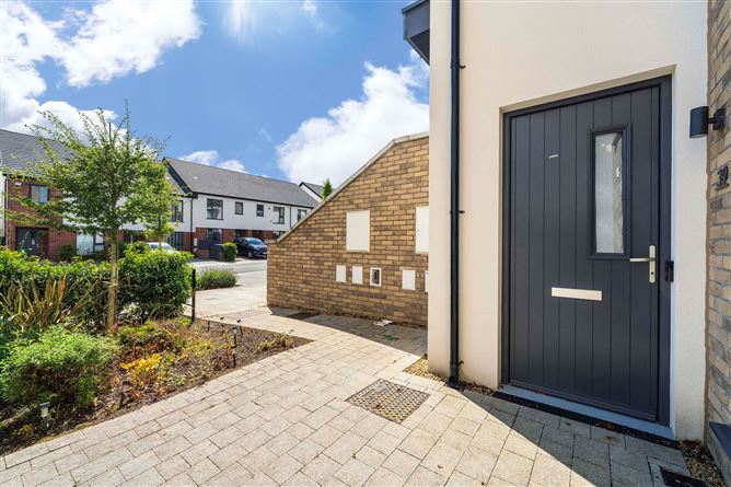 39 Graydon Crescent, Newcastle, Co.Dublin