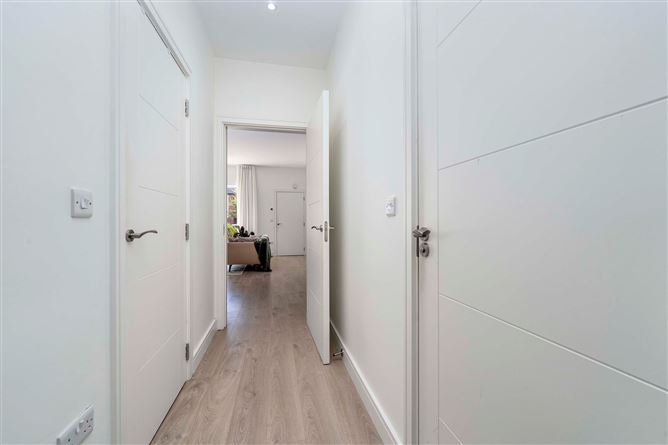 39 Graydon Crescent, Newcastle, Co.Dublin