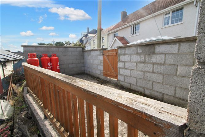 Lower Aghada, Midleton, Cork