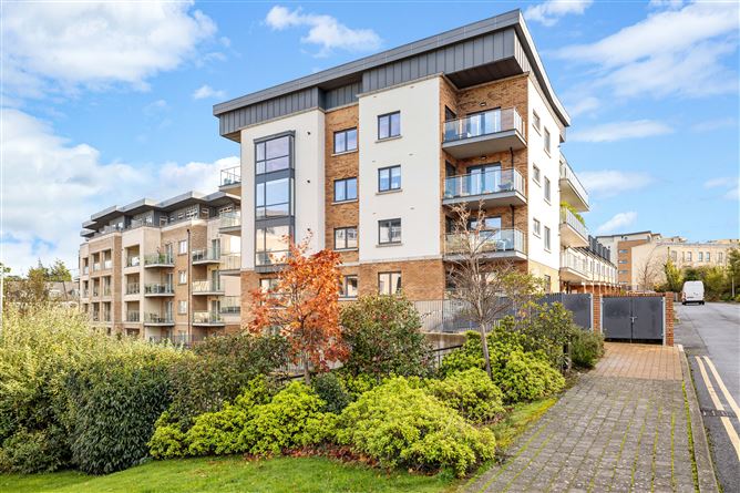 6 Hawthorn House, The Walk, Carrickmines Green, Carrickmines, Dublin 18