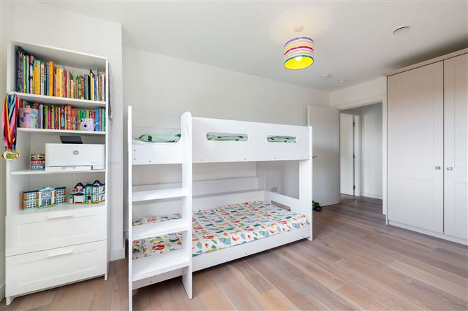 6 Hawthorn House, The Walk, Carrickmines Green, Carrickmines, Dublin 18