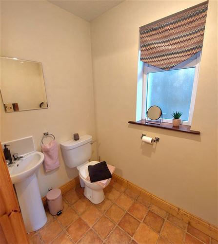 2 Brockton Grove, Hollybrook, Ferrybank, Waterford