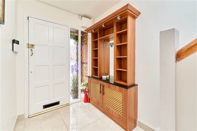 16 Castleknock Vale, Laurel Lodge, Castleknock, Dublin 15, County Dublin