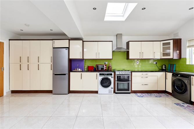 16 Castleknock Vale, Laurel Lodge, Castleknock, Dublin 15, County Dublin