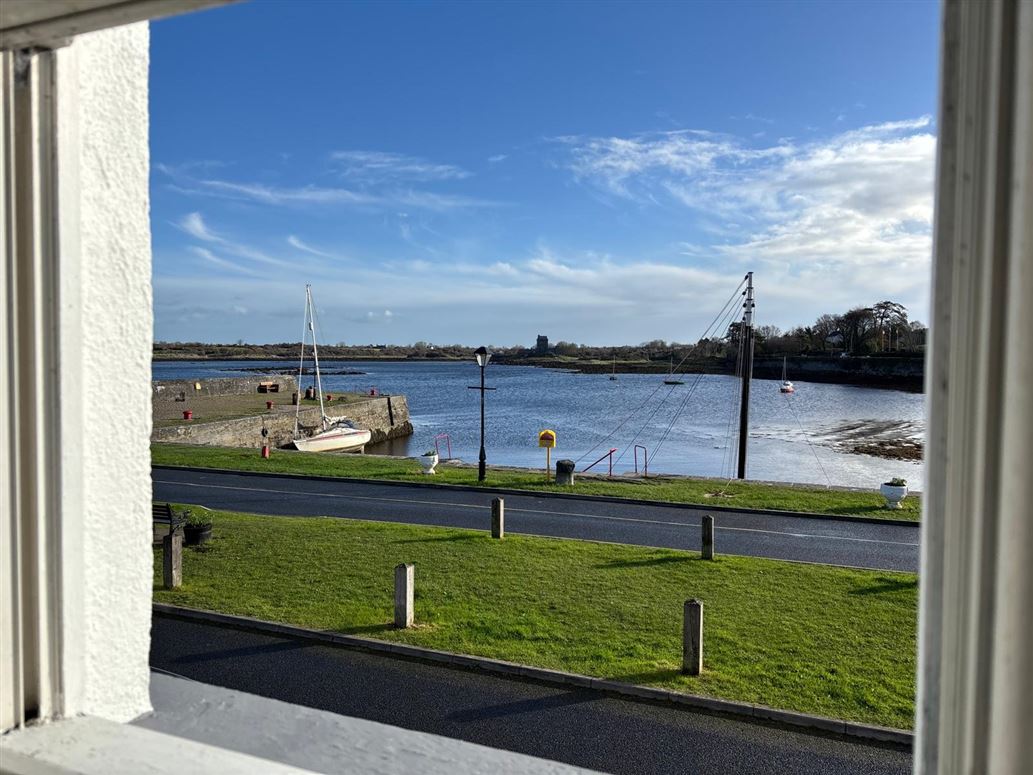 An Caladh, The Quay, Kinvara, Galway  An Caladh, The Quay, Kinvara, Galway