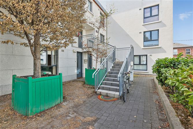 Photo 23 of 25 — 69 Fairview Close, Dublin 3, Dublin