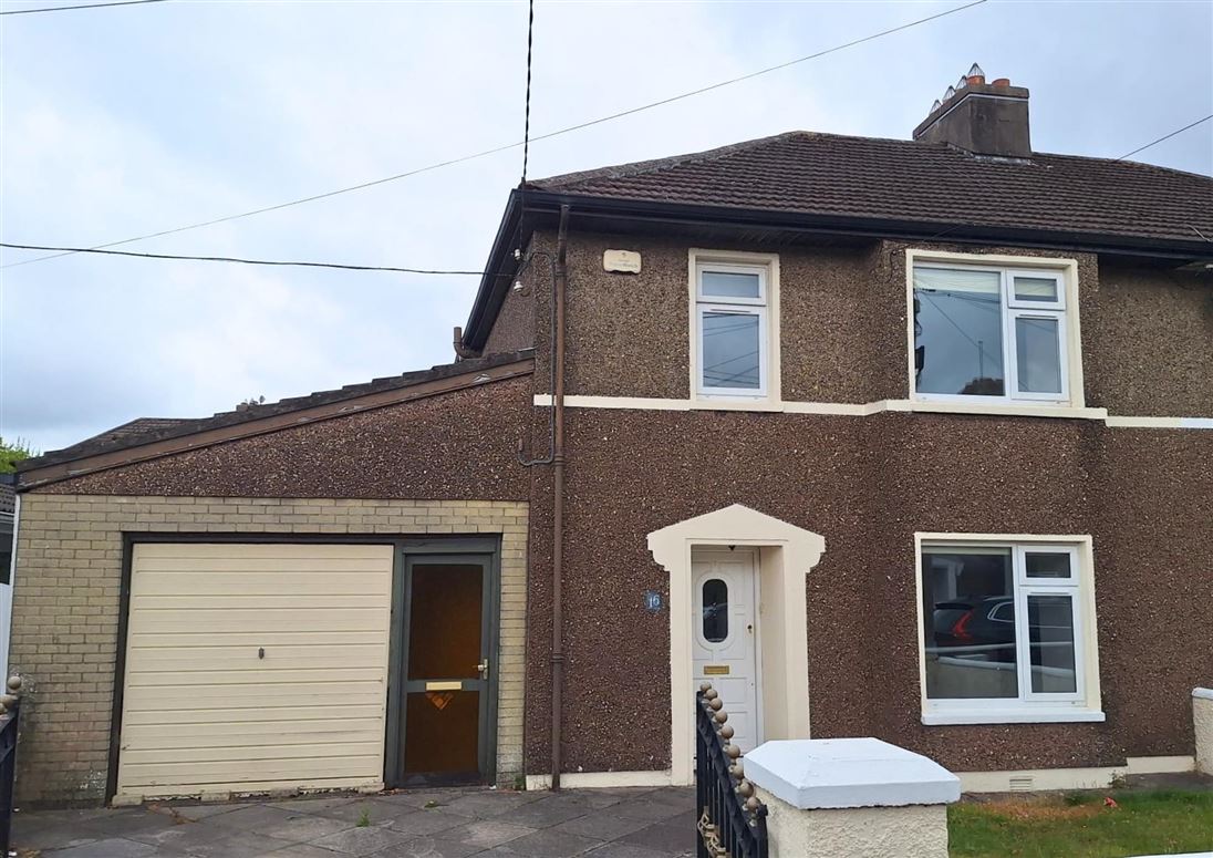 16 Sundrive Park, Ballinlough, Cork