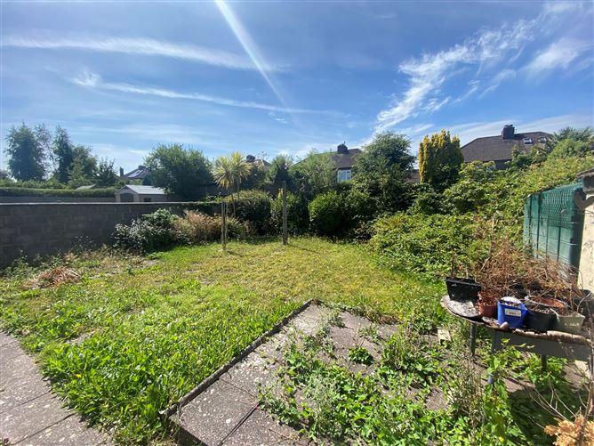 Photo 17 of 21 — 16 Sundrive Park, Ballinlough, Cork