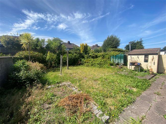Photo 18 of 21 — 16 Sundrive Park, Ballinlough, Cork