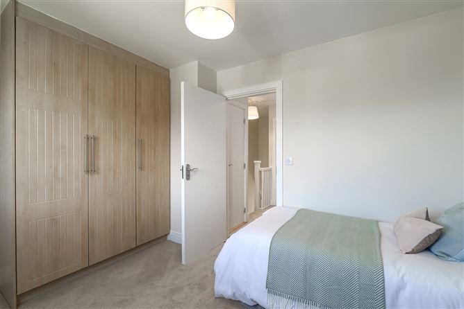 Photo 17 of 23 — 30 Belarmine Court, Belarmine, Stepaside, Dublin 18