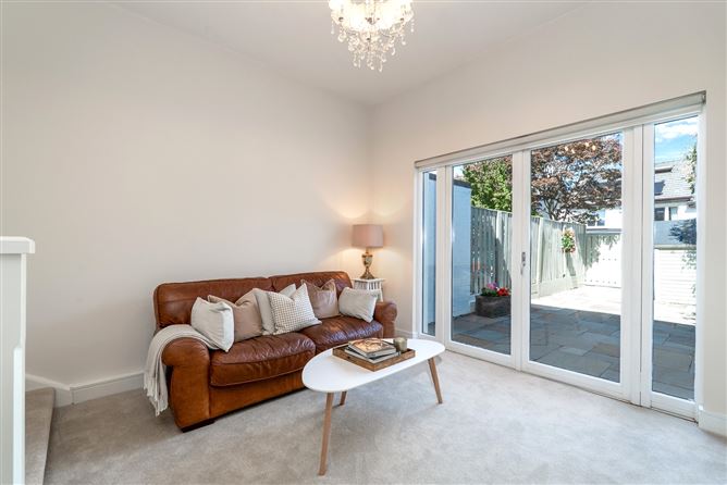 Photo 7 of 23 — 30 Belarmine Court, Belarmine, Stepaside, Dublin 18