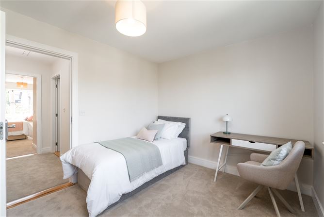 Photo 16 of 23 — 30 Belarmine Court, Belarmine, Stepaside, Dublin 18