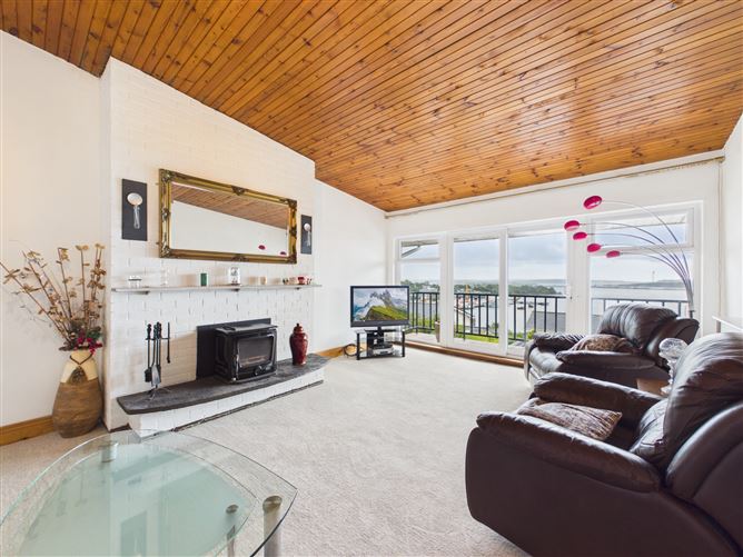 19 Diamond Hill, Monkstown, Cork
