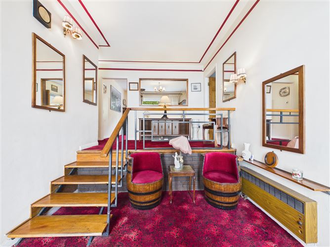 19 Diamond Hill, Monkstown, Cork