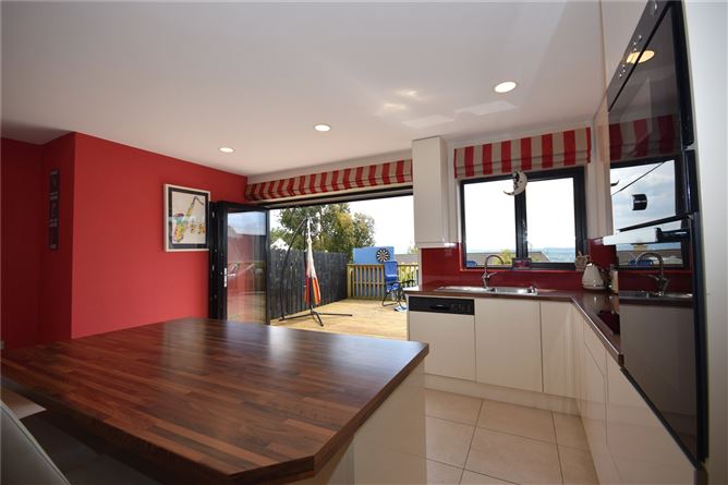 53 Solomons Court, Letterkenny, Co. Donegal