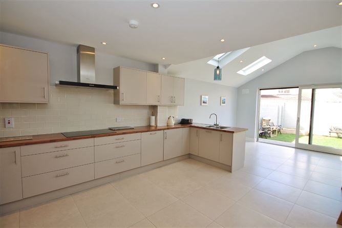 11 Esker Meadow Green, Lucan, Dublin