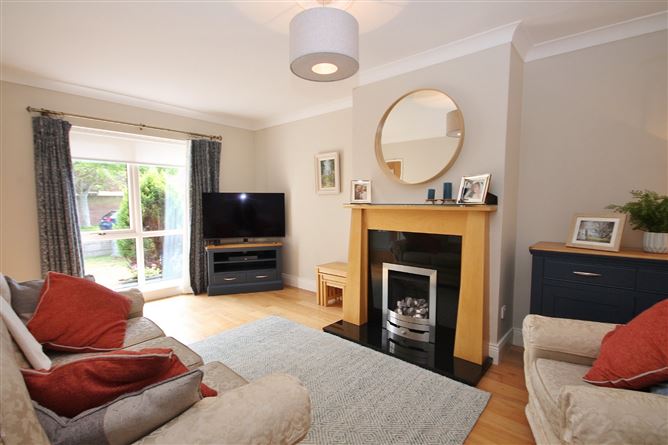 11 Esker Meadow Green, Lucan, Dublin