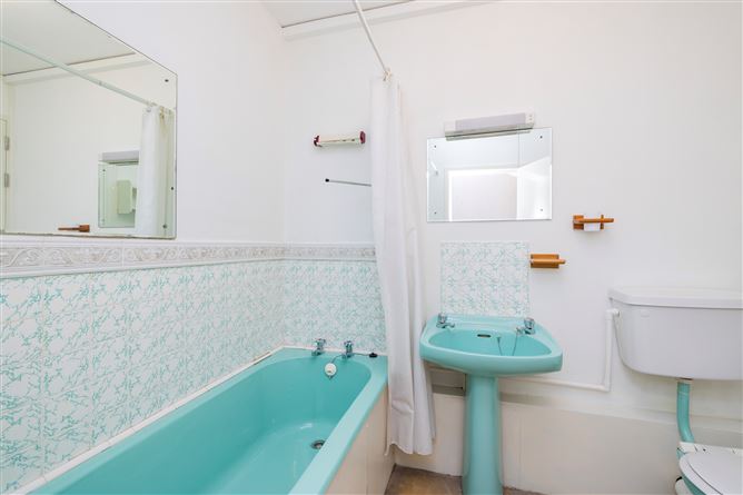 12 Clyde Court, Clyde Road, , Ballsbridge, Dublin 4