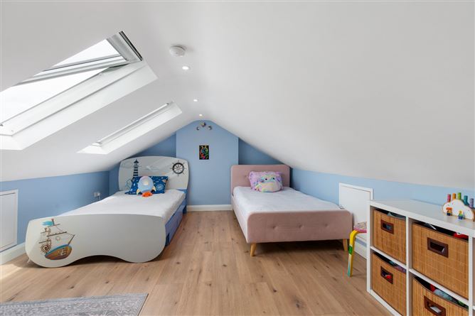2 Cabinteely Drive, Cabinteely, Dublin 18