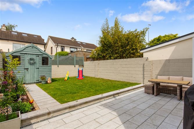 2 Cabinteely Drive, Cabinteely, Dublin 18