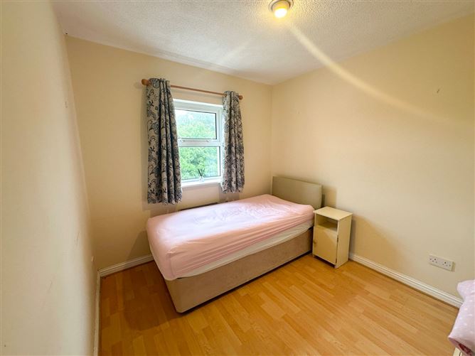 36 The Elms, Forster Street, Galway