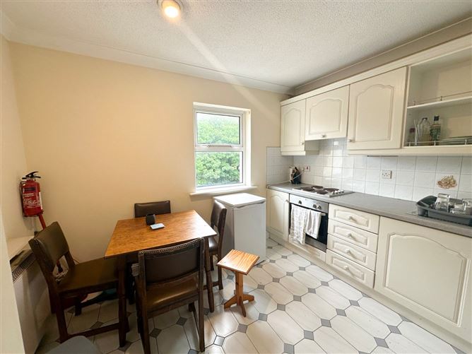 36 The Elms, Forster Street, Galway
