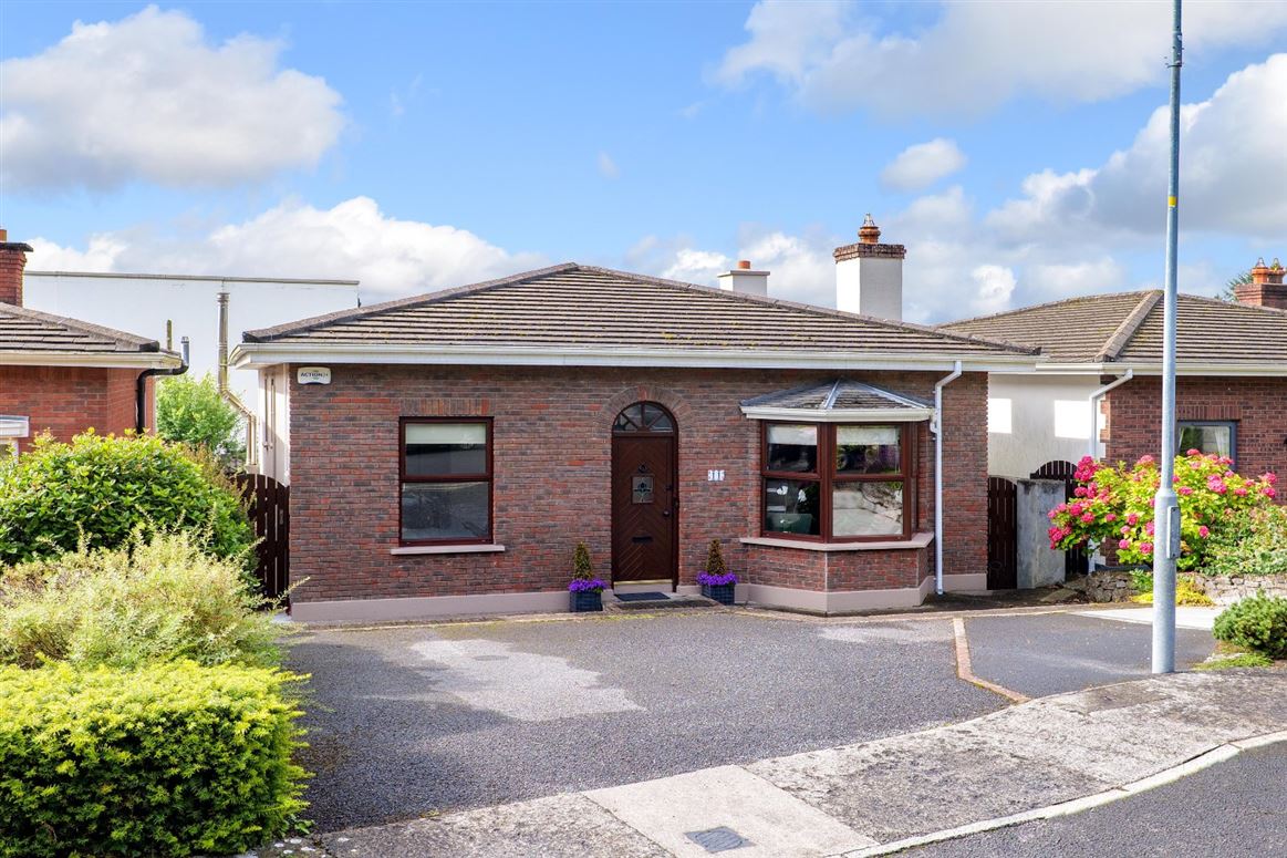 11 The Gardens, Threadneedle Road, Salthill, Galway