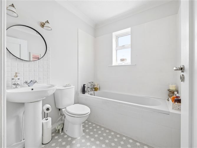 Photo 43 of 58 — 81 Caragh Court, Naas, Co. Kildare