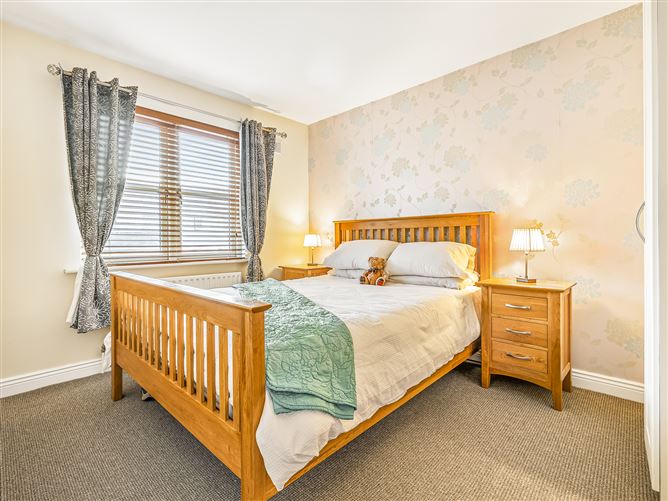 88 The Meadows, Cornelscourt, Newbridge, Kildare