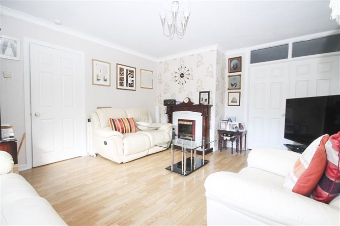 69 Woodlawn Park Grove, Firhouse, Dublin 24
