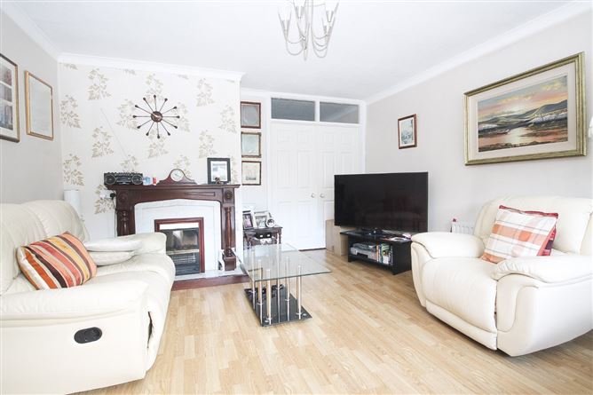 69 Woodlawn Park Grove, Firhouse, Dublin 24